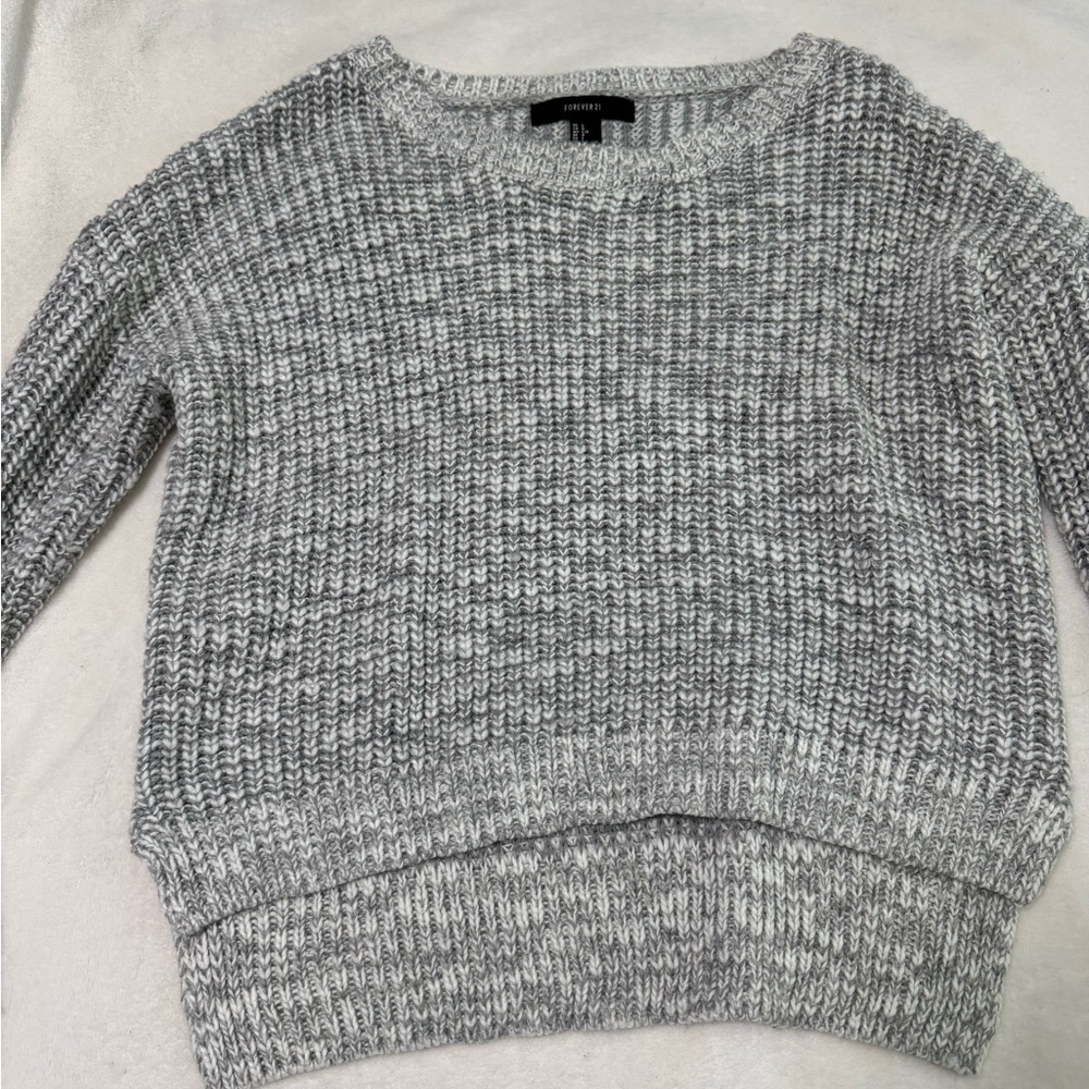 Forever 21 Heathered Gray Knit Sweater
